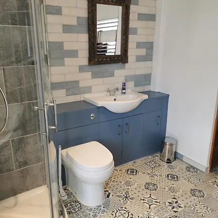 Rowel House * デント